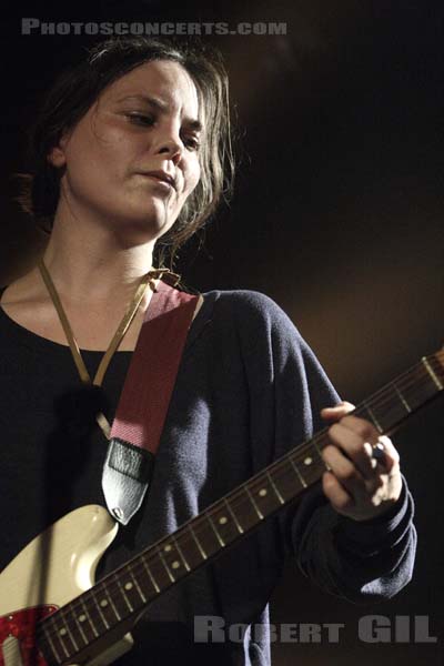 SCOUT NIBLETT - 2008-05-24 - PARIS - La Maroquinerie - Emma Louise Niblett